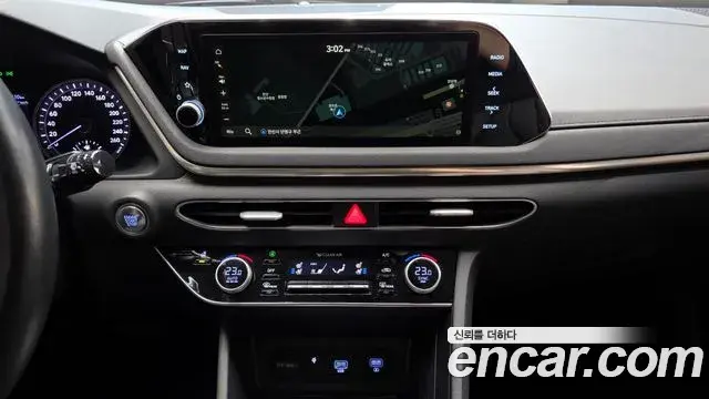 Hyundai Sonata Hybrid 2021 — Şəkil 8/20