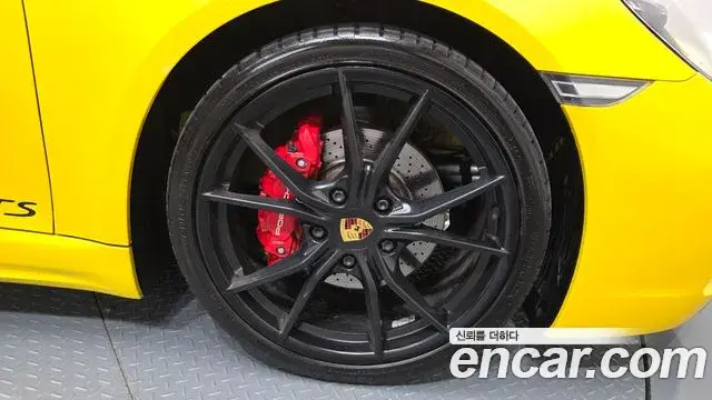 Porsche 718 Cayman 2018 — Photo 8/20