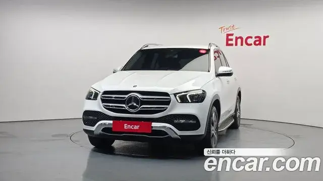 Mercedes-Benz GLE-Class 2019 — ფოტო 7/20