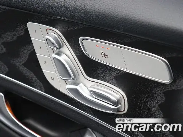 Mercedes-Benz GLC-Class 2019 — ფოტო 2/20