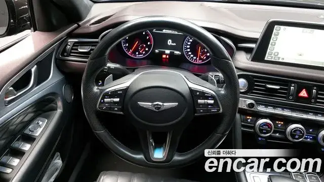 Genesis G70 2018 — Photo 14/20