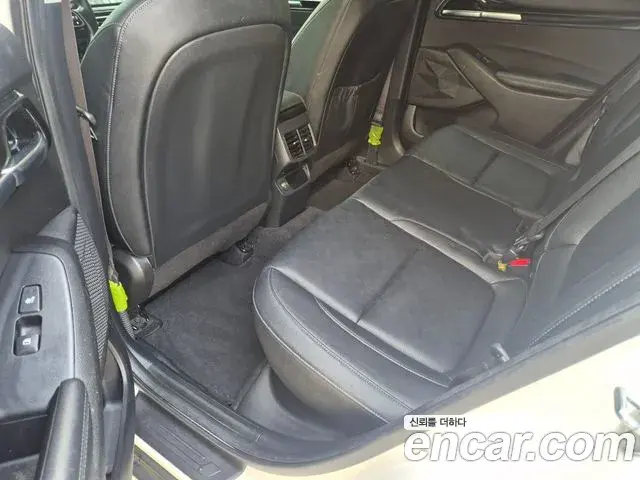Kia Seltos 2020 — ფოტო 10/20