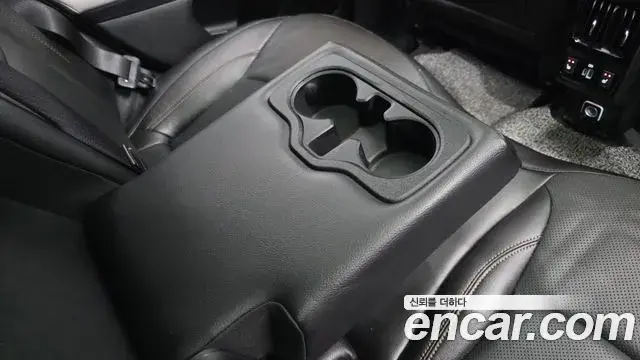 Jeep Compass 2022 — Photo 18/35
