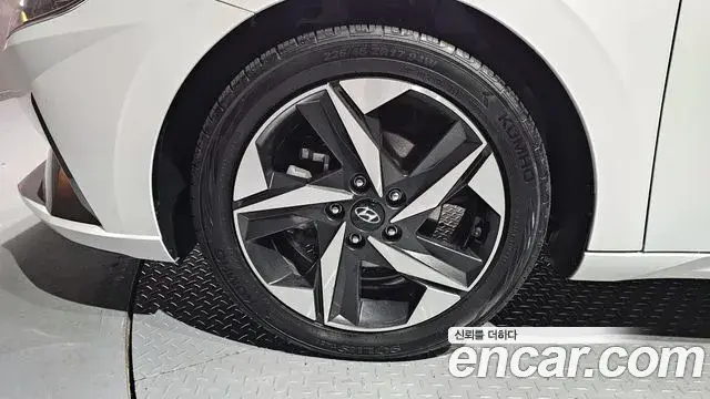 Hyundai Avante 2021 — Photo 4/20