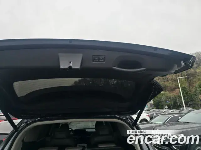 Kia Carnival 2024 — ფოტო 9/20