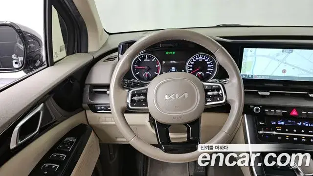 Kia Carnival 2022 — Photo 13/20