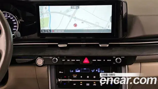 Kia Carnival 2022 — Photo 14/20