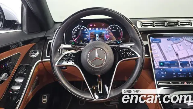Mercedes-Benz S-Class 2021 — Photo 8/30