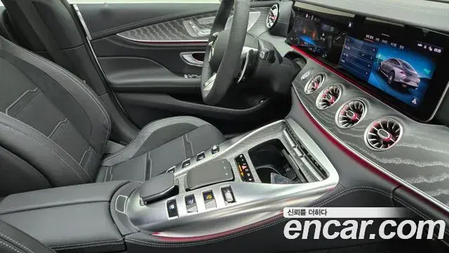 Mercedes-Benz AMG GT 2025 — Photo 7/17
