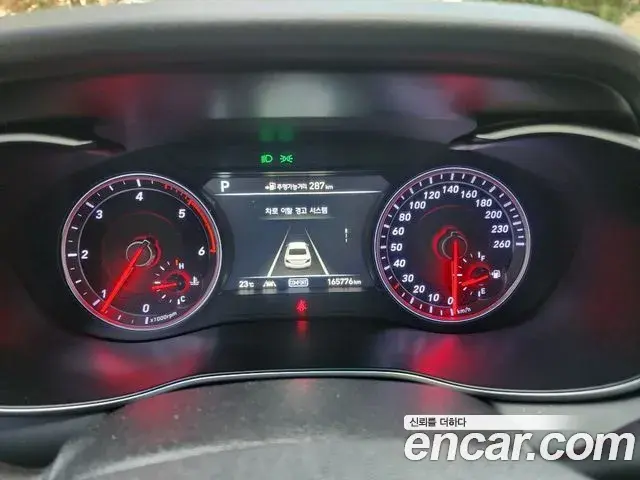 Genesis G70 2019 — Photo 15/20