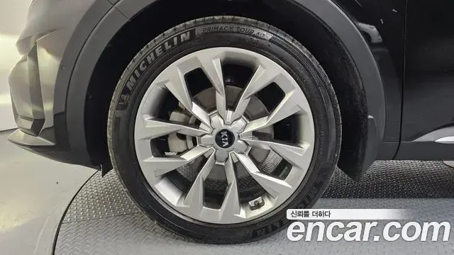 Kia Sorento 2021 — Şəkil 17/31