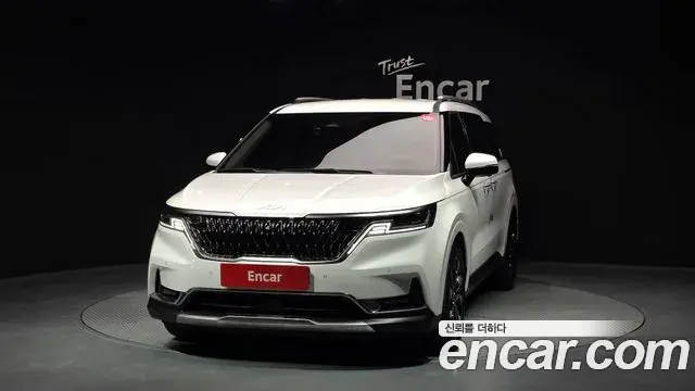 Kia Carnival 2023 — Photo 3/20
