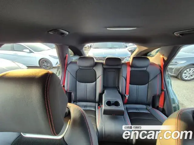 Genesis GV70 2021 — ფოტო 11/20