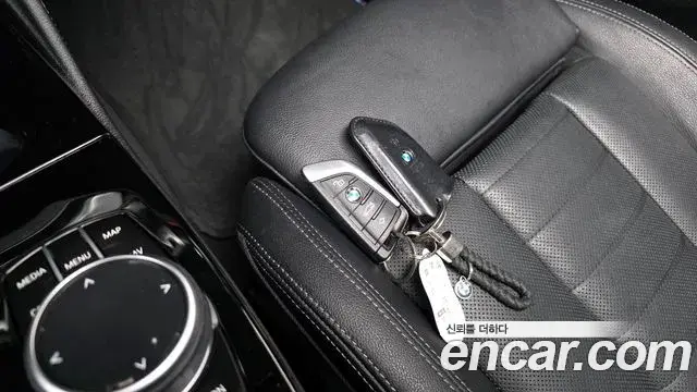 BMW X4 2021 — Фото 16/20