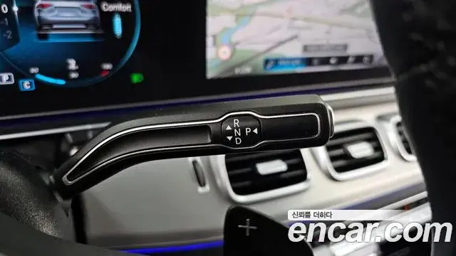 Mercedes-Benz GLE-Class 2019 — Photo 23/31