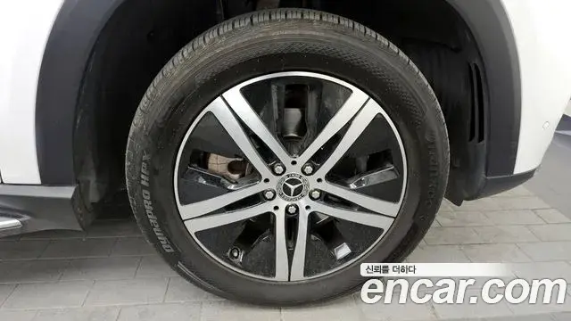 Mercedes-Benz GLE-Class 2019 — Photo 5/31