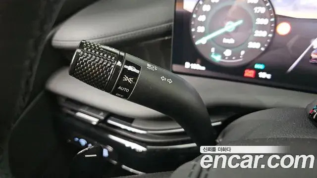 Genesis G80 2025 — ფოტო 23/32