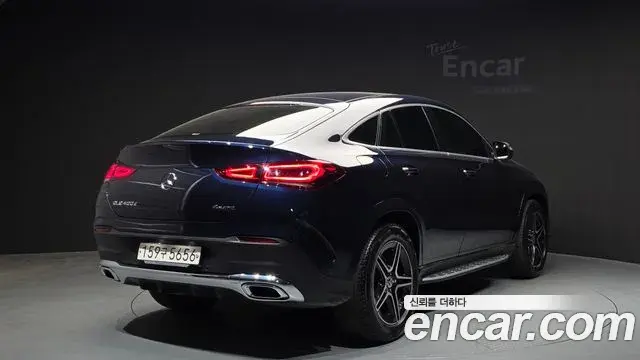 Mercedes-Benz GLE-Class 2021 — Фото 1/20