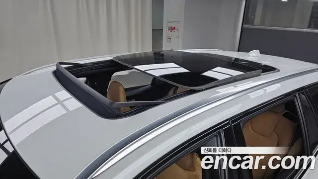 Volvo V60 Cross Country 2021 — Photo 16/20