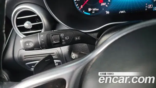 Mercedes-Benz GLC-Class 2020 — Şəkil 30/39