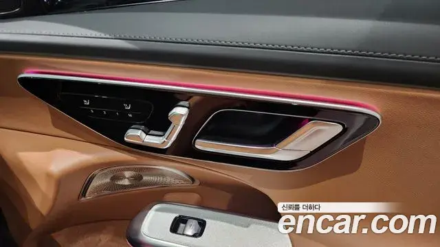 Mercedes-Benz E-Class 2025 — Photo 2/19