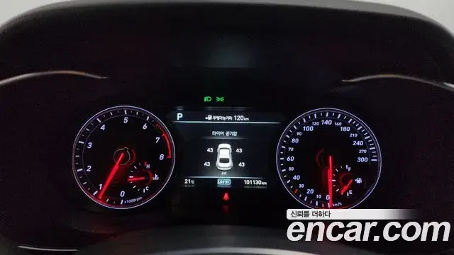 Genesis G70 2018 — ფოტო 7/36