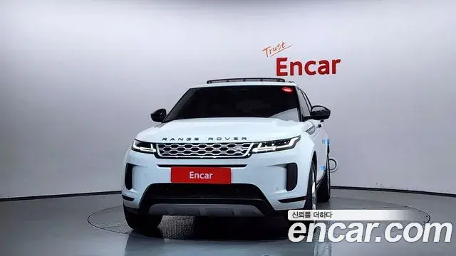 Land Rover Range Rover Evoque 2022 — Photo 1/20