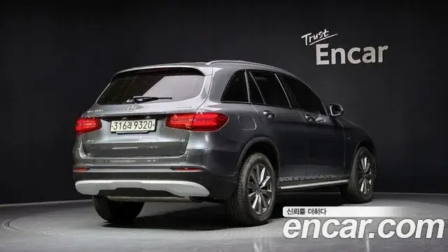 Mercedes-Benz GLC-Class 2018 — Фото 2/20