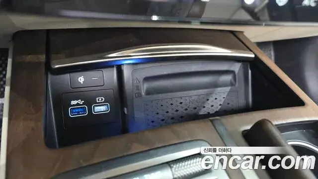 Genesis G80 2022 — Photo 15/34