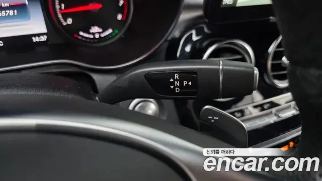 Mercedes-Benz C-Class 2018 — ფოტო 6/31