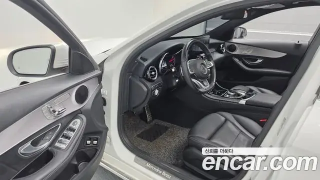 Mercedes-Benz C-Class 2018 — ფოტო 12/31