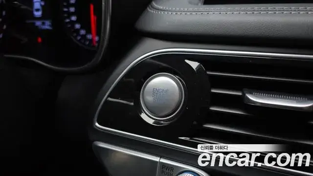 Genesis G70 2019 — Şəkil 17/33