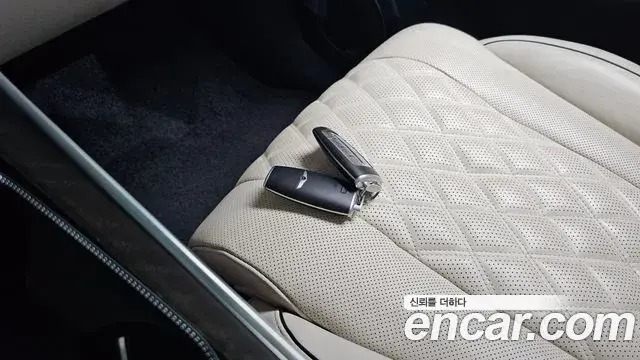 Genesis GV80 2023 — Şəkil 34/34