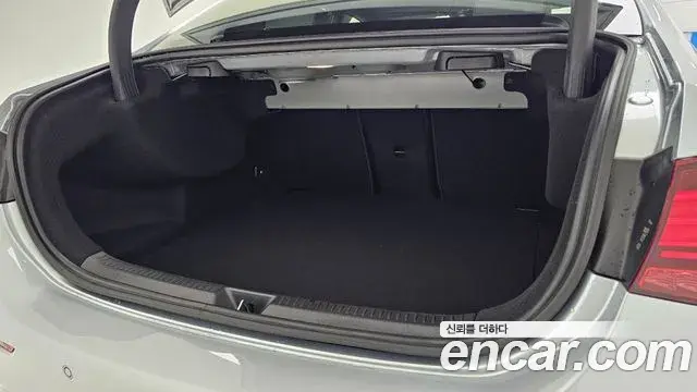 Mercedes-Benz A-Class 2025 — Фото 10/17