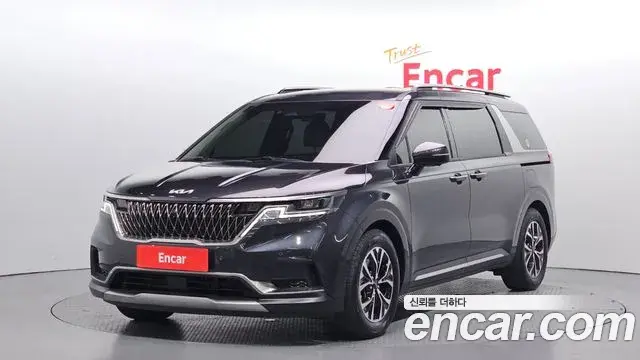 Kia Carnival 2021 — ფოტო 19/31