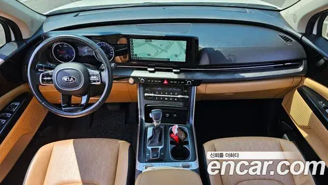 Kia Carnival 2021 — Фото 7/20