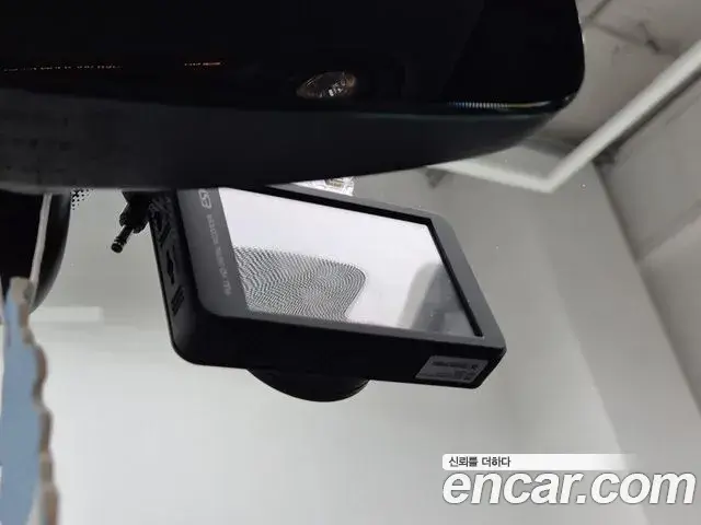 Audi A4 2019 — ფოტო 3/19