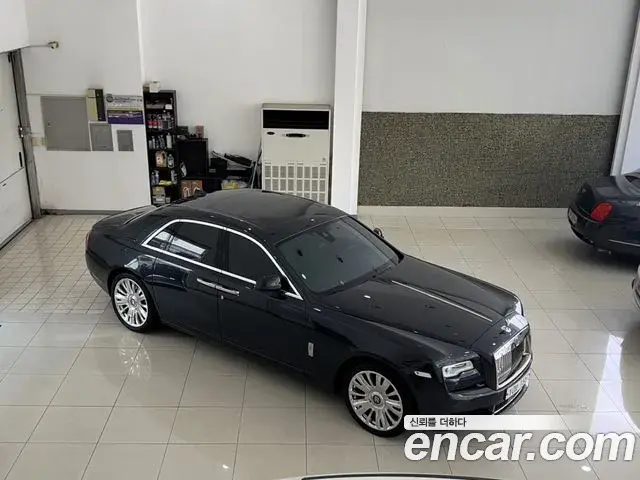 Rolls-Royce Ghost 2018 — Photo 20/20