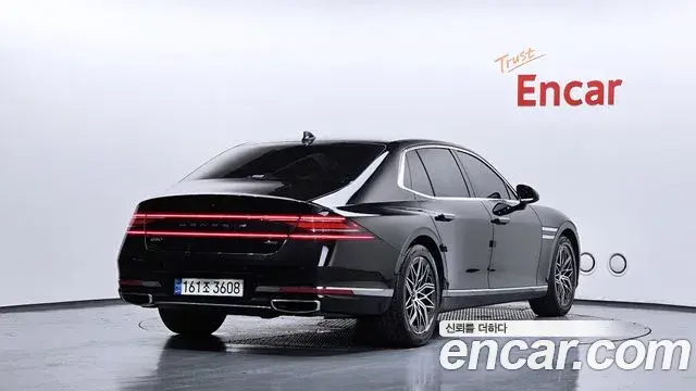 Genesis G90 2022 — ფოტო 30/35