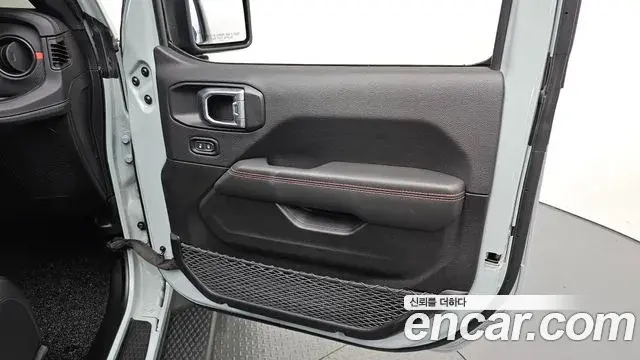 Jeep Wrangler 2024 — Şəkil 31/31