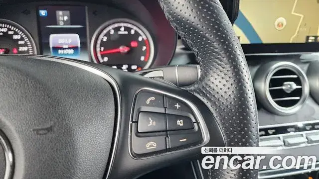 Mercedes-Benz GLC-Class 2019 — Фото 16/20