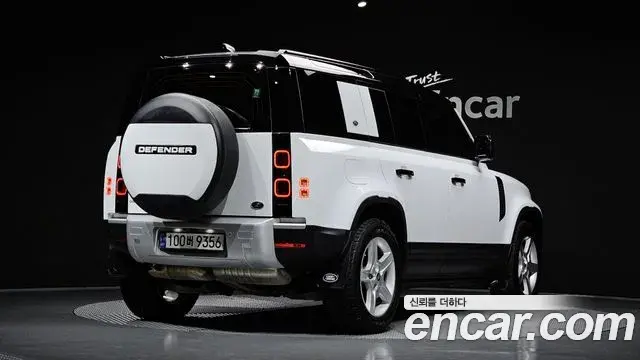 Land Rover Defender 2020 — Şəkil 23/35