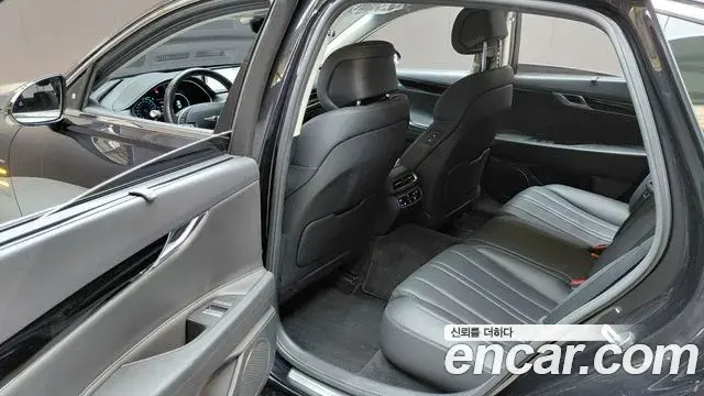 Genesis G80 2022 — ფოტო 25/30