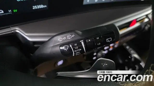 Kia Sorento 2024 — Şəkil 18/33
