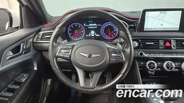 Genesis G70 2018 — Photo 29/35