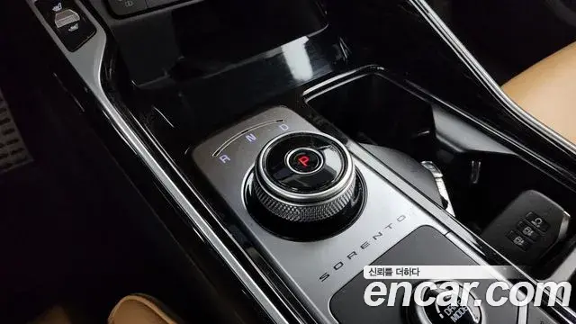 Kia Sorento 2022 — Фото 7/20