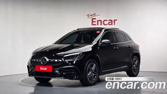 Mercedes-Benz GLA-Class 2024 — Фото 9/20