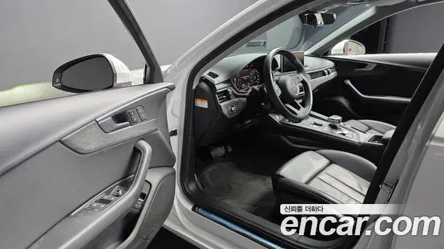 Audi A4 2018 — ფოტო 19/20