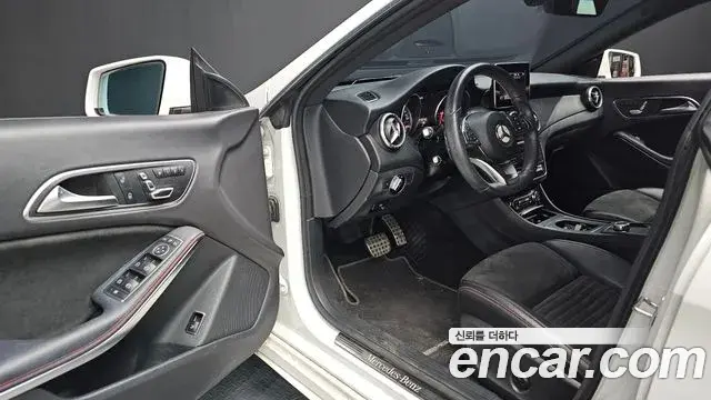 Mercedes-Benz CLA-Class 2018 — ფოტო 33/33