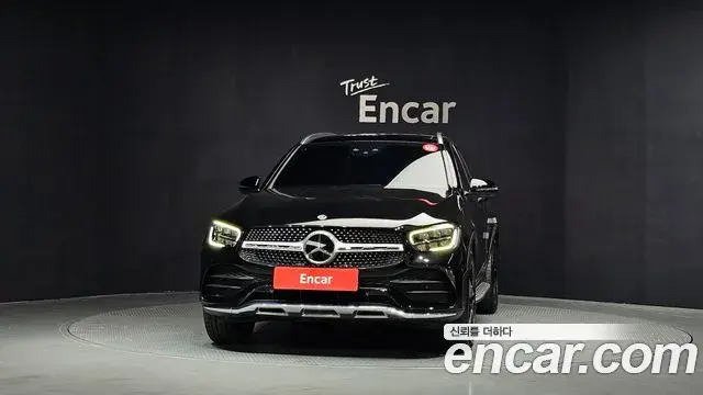 Mercedes-Benz GLC-Class 2022 — Photo 12/34